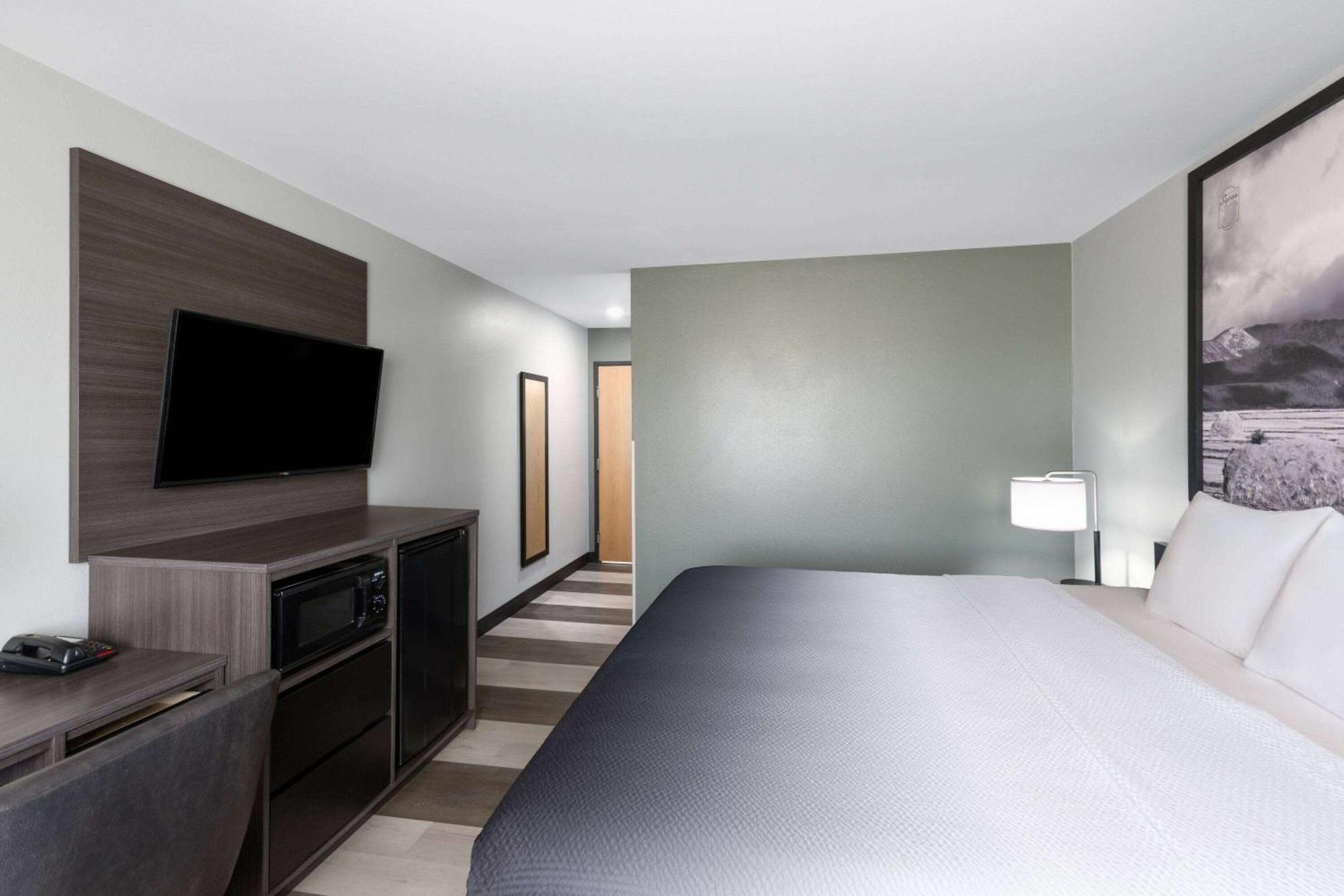 במוטל Super 8 By Wyndham Big Timber מראה חיצוני תמונה